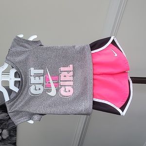 💞🖤Nike 18M Pink, Gray, Black & White Short Set🖤💞